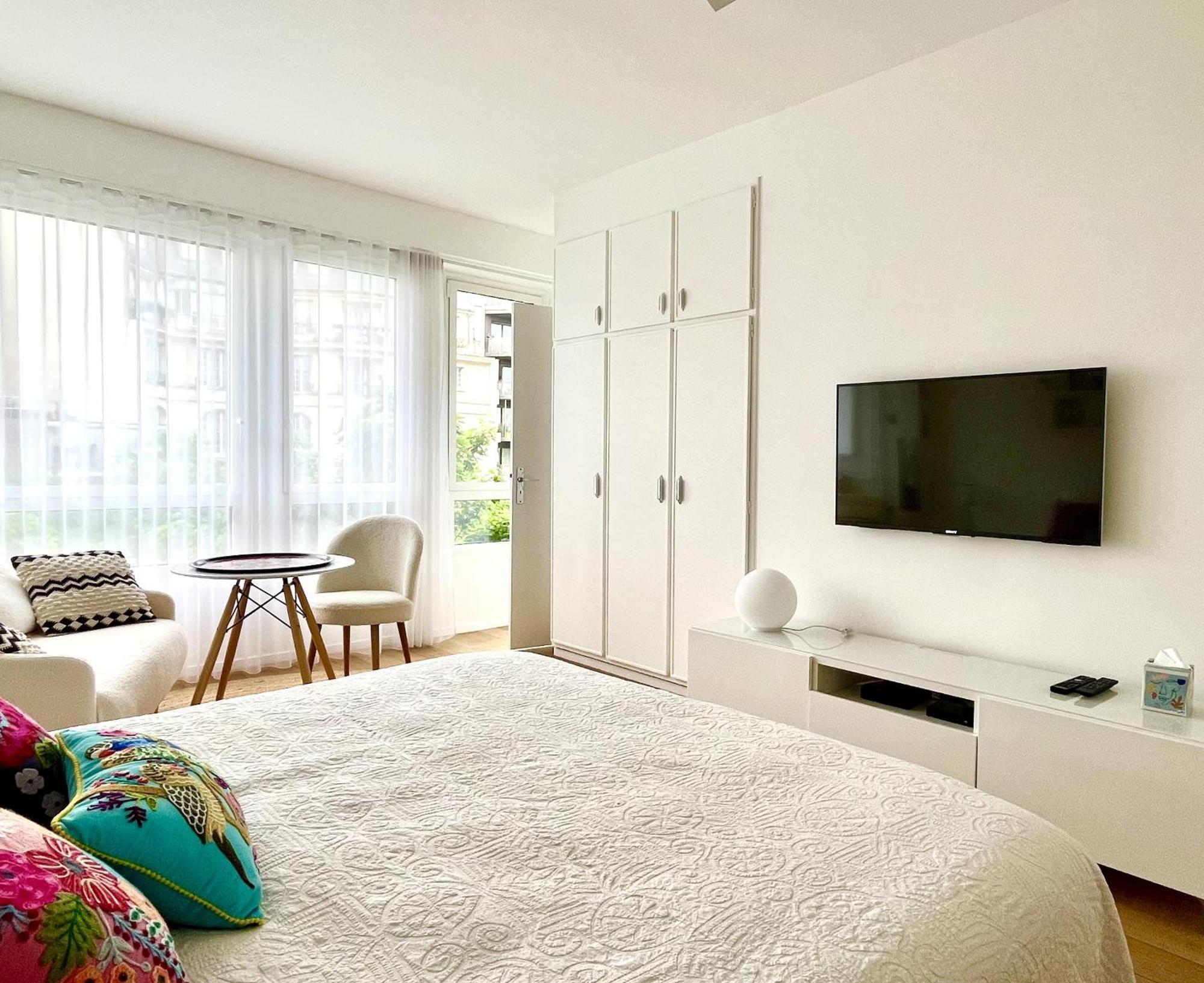 Montparnasse Studio Deluxe Париж Экстерьер фото